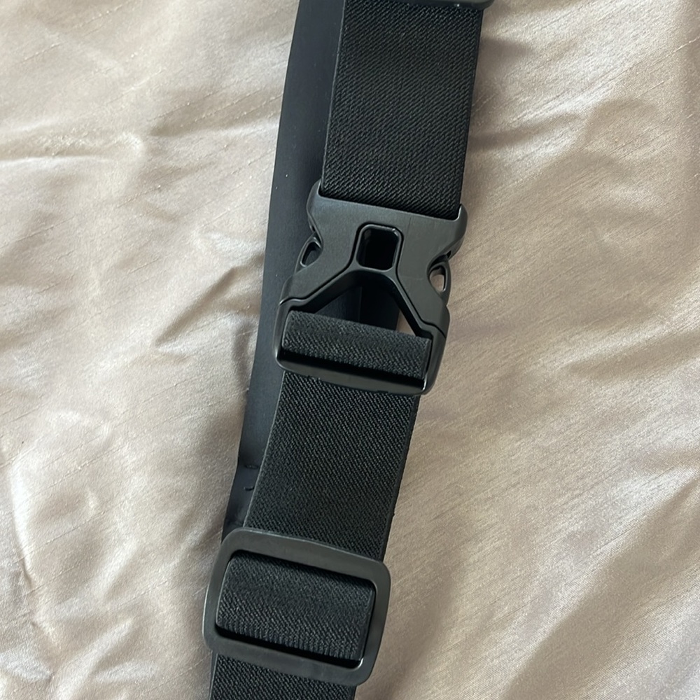 Running body purse. - Picture 3 of 4